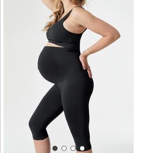 Blanqi Maternity Cropped Leggings